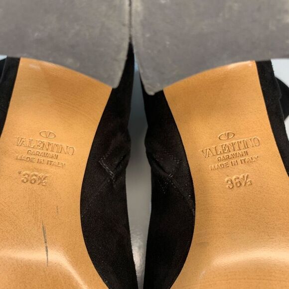 Valentino Garavani Rockstud Boot EU 36.5 US 6.5 Black Studded Heeled Bootie - Picture 10 of 11